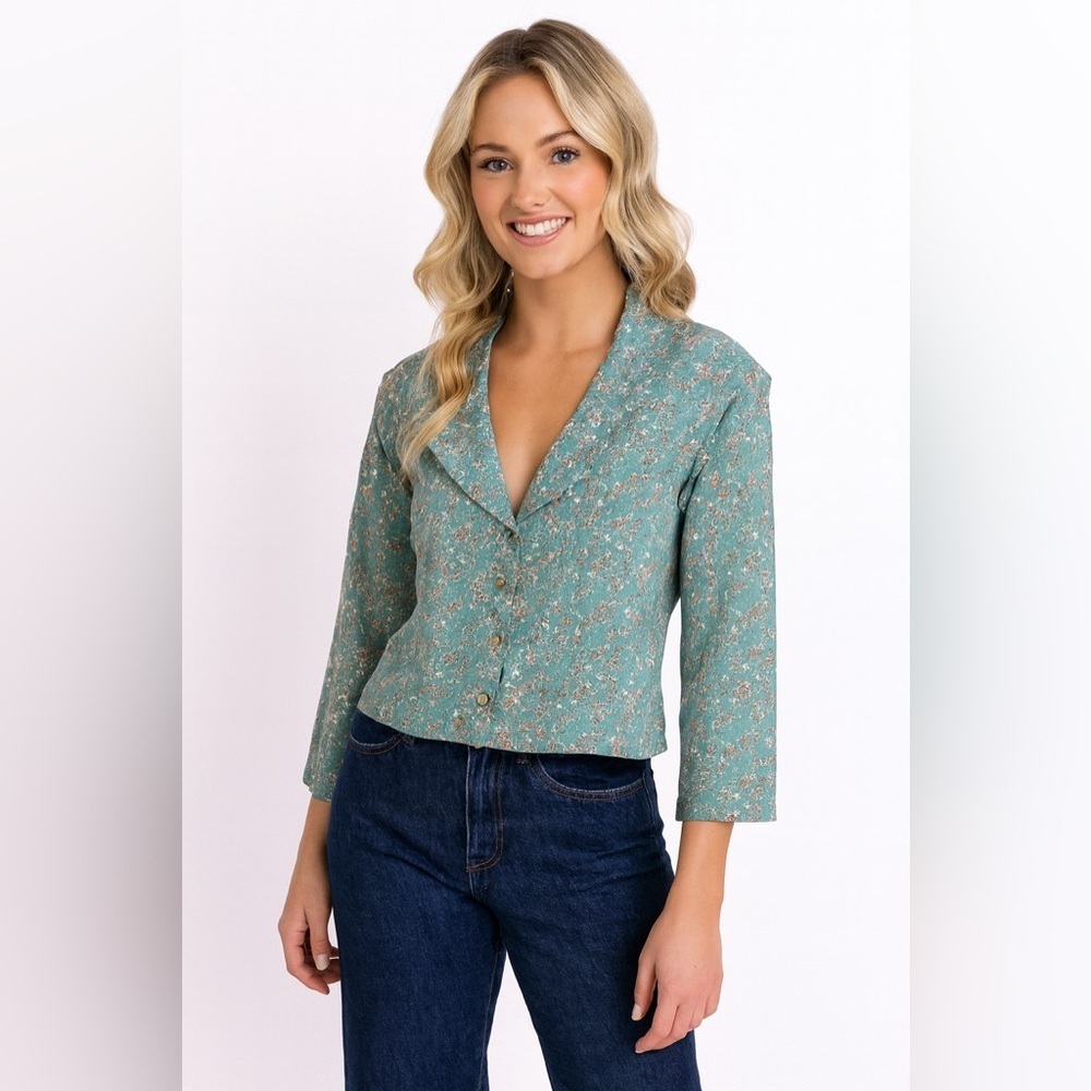 870 Mirth Floral Button-Down Blouse | Size Medium